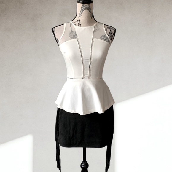 Faux suede tassel skirt SMALL - Picture 2 of 5